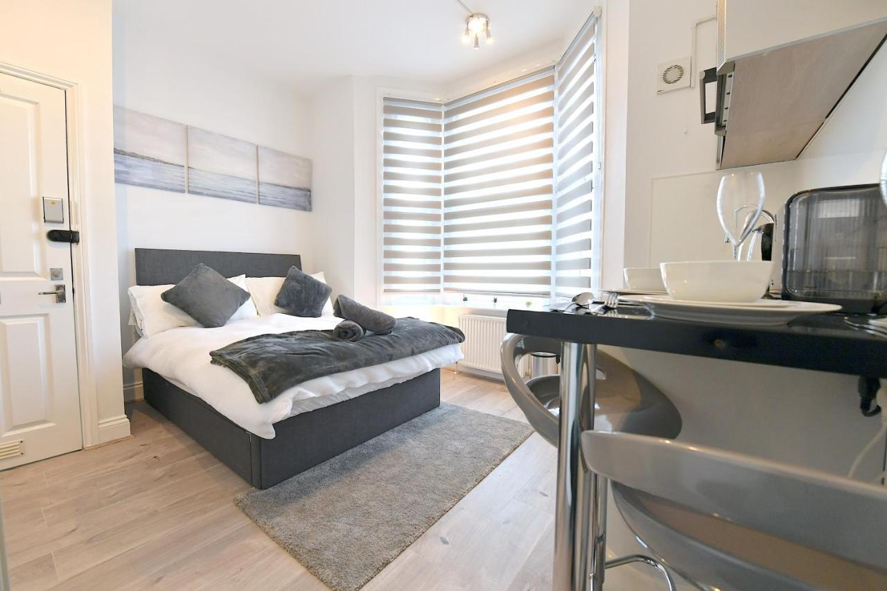 Central London Luxury Studios Fulham Close To Underground Newly Refurbished Eksteriør billede