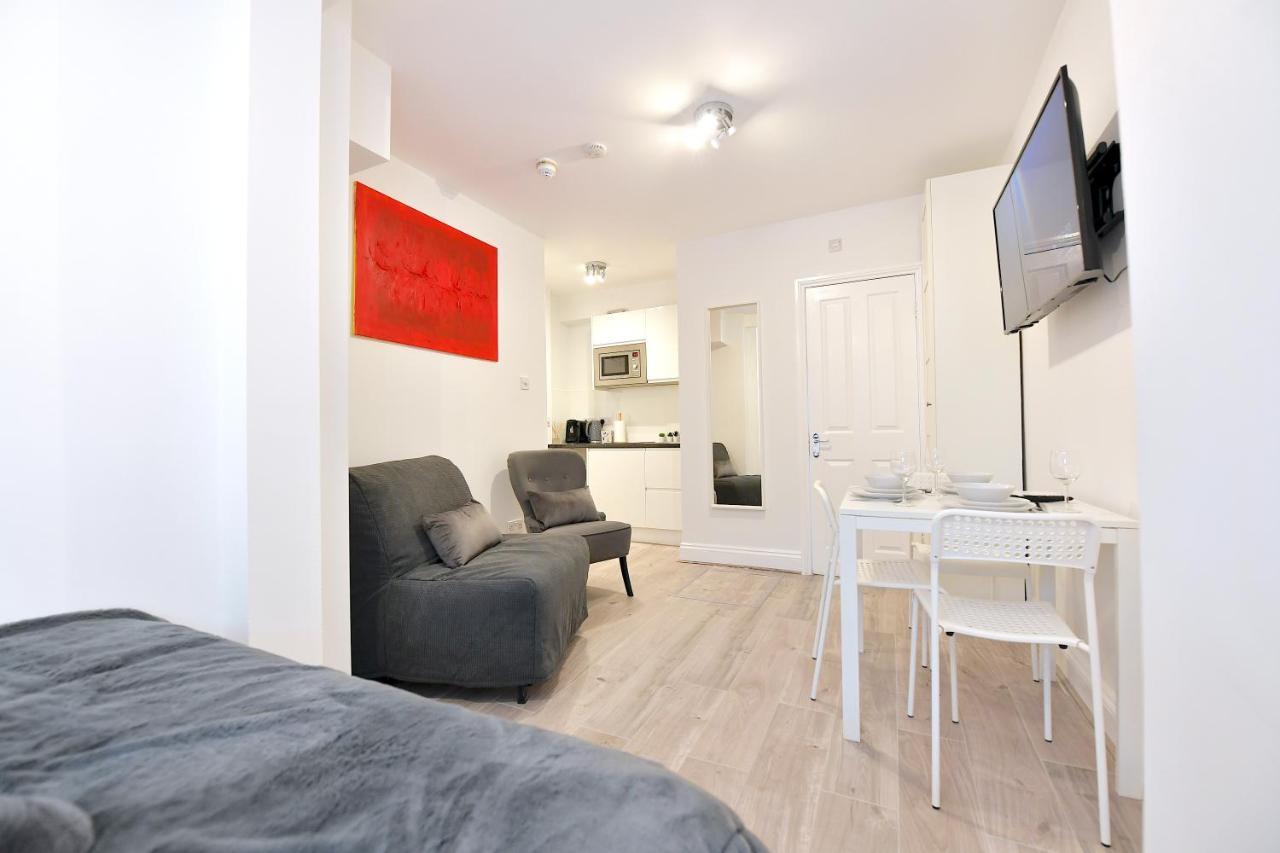 Central London Luxury Studios Fulham Close To Underground Newly Refurbished Eksteriør billede